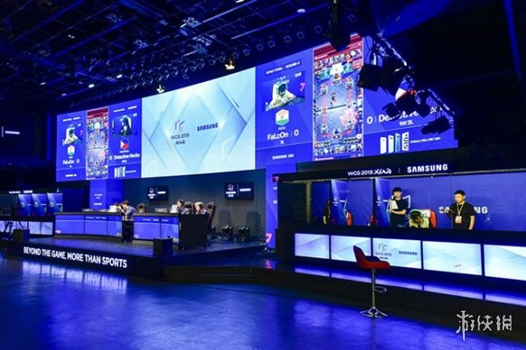 方面因素共 方面因素共