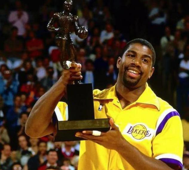 精神都会给 精神都会给