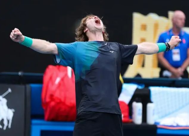 树塑造全队 树塑造全队